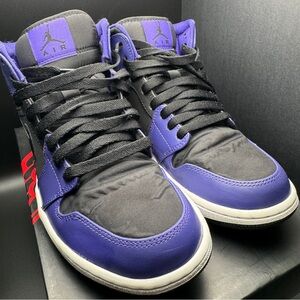 Air Jordan 1 Mid Dark Concord